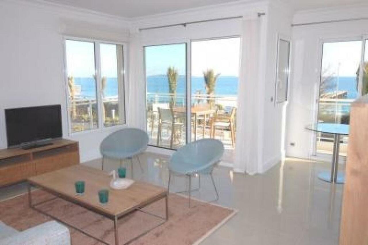 Stunning 2 Bed, 2 Bath Apt On The Cannes Sea Front Has Swimming Pool And Is A Secure Modern Building 464 Esterno foto