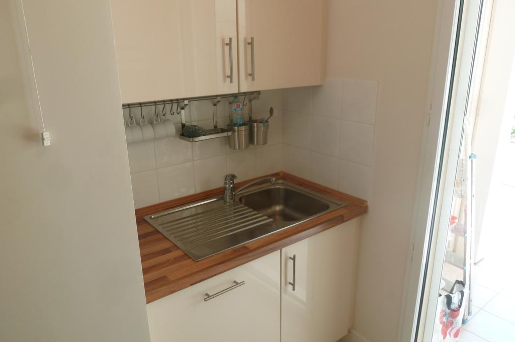 Stunning 2 Bed, 2 Bath Apt On The Cannes Sea Front Has Swimming Pool And Is A Secure Modern Building 464 Esterno foto
