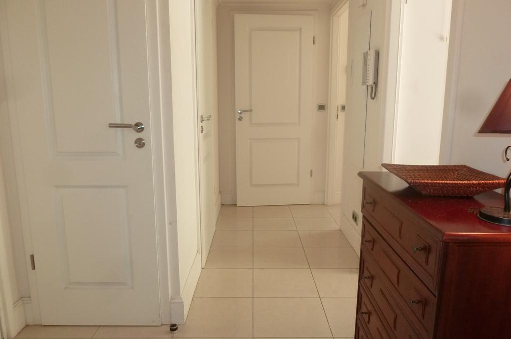 Stunning 2 Bed, 2 Bath Apt On The Cannes Sea Front Has Swimming Pool And Is A Secure Modern Building 464 Esterno foto
